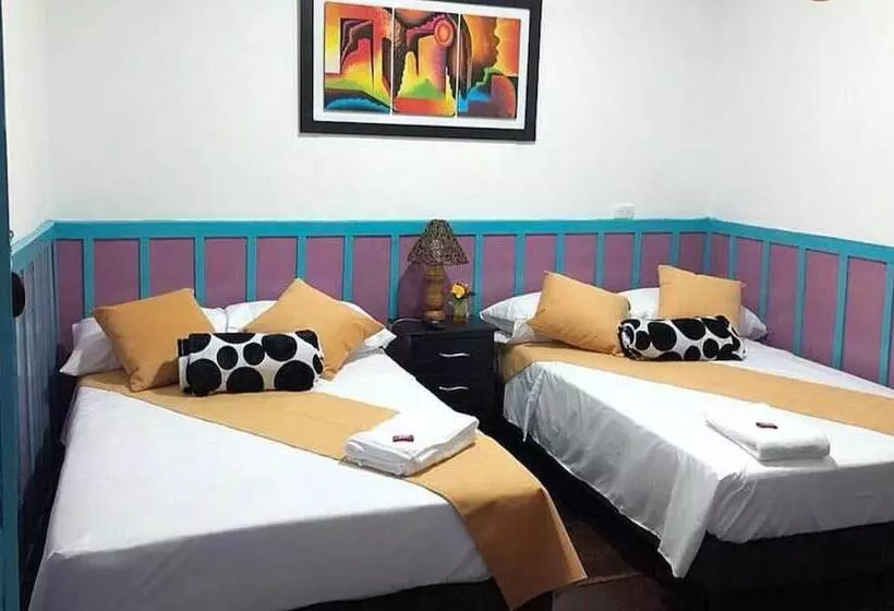 ペンション Hostal Don Julio