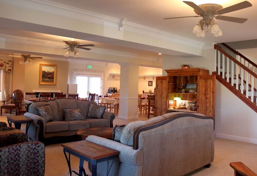 فندق صغير Lamp Post Lodge