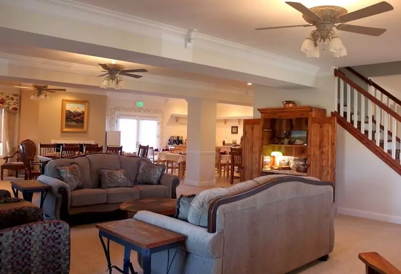 Retkeilymaja Lamp Post Lodge