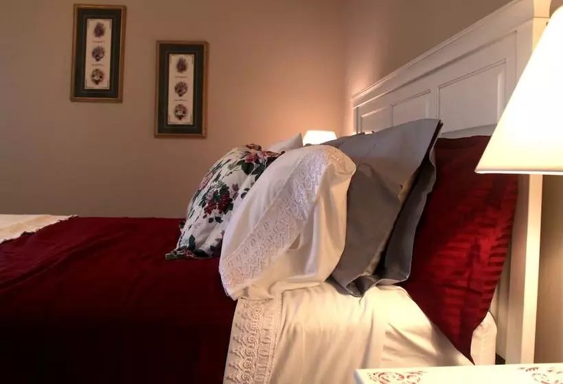 Retkeilymaja Lamp Post Lodge