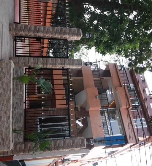 هاستل Little Rangpur Inn