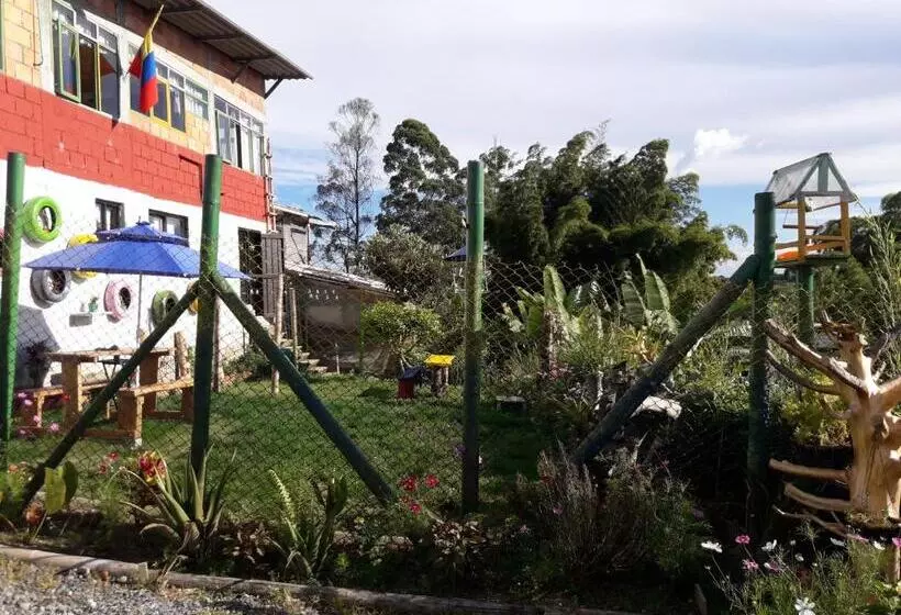 Retkeilymaja Vivienda Turistica Yerbabuena