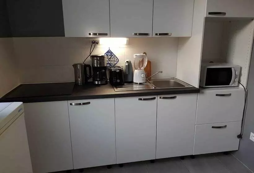 Aamiaismajoitus (B&B) Hameau Des Essarts