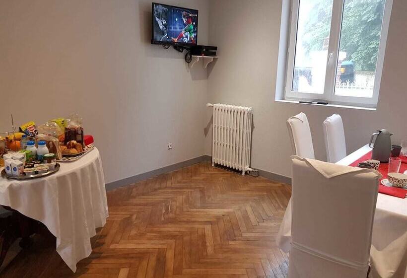 住宿加早餐  Hameau Des Essarts