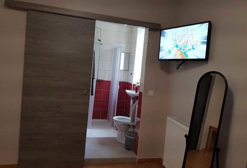 住宿加早餐  Hameau Des Essarts