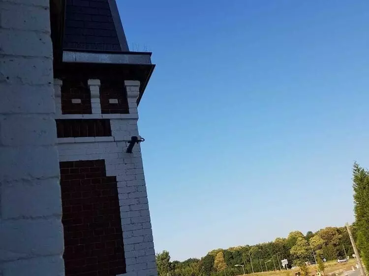 Aamiaismajoitus (B&B) Hameau Des Essarts