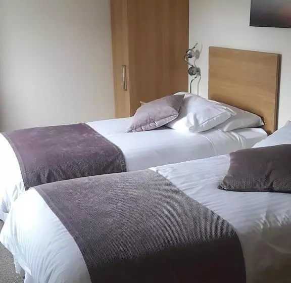 Aamiaismajoitus (B&B) The Armada Bar And Restaurant