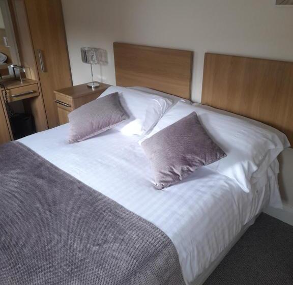 민박 The Armada Bar And Restaurant