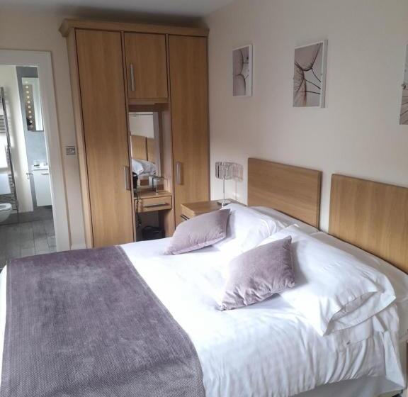 민박 The Armada Bar And Restaurant