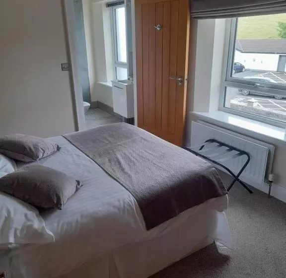 Aamiaismajoitus (B&B) The Armada Bar And Restaurant