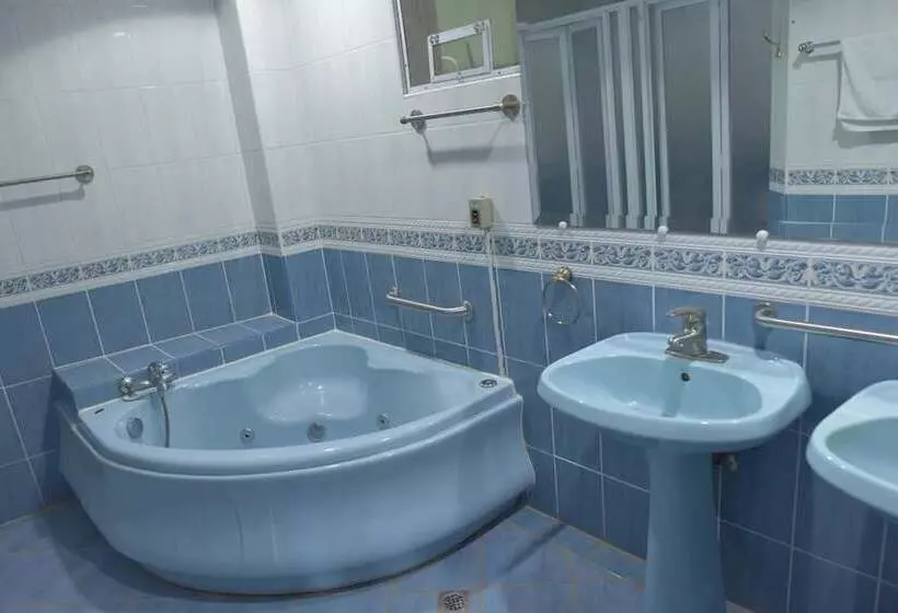 ホテル Ang Tahanan Ni Aling Meding