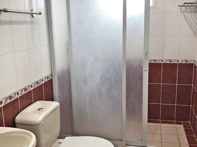 Hotel Ang Tahanan Ni Aling Meding