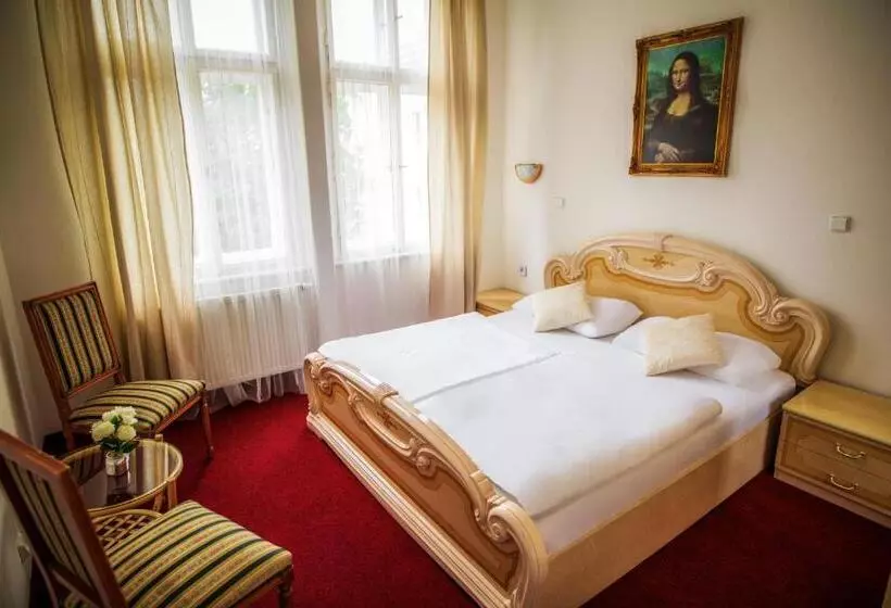 Hotel Dejmalik