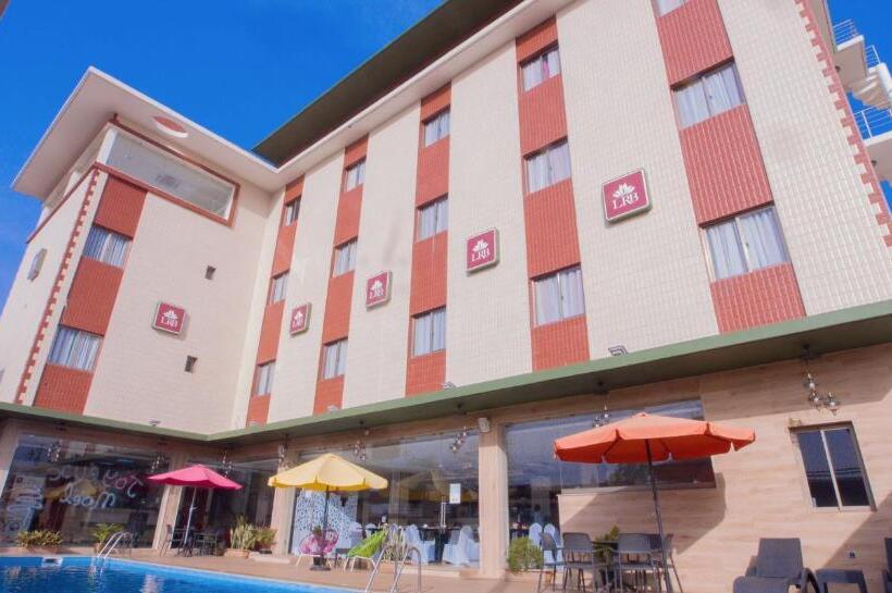 هتل Hôtel La Rose Blanche Korhogo