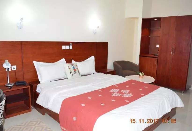 هتل Hôtel La Rose Blanche Korhogo