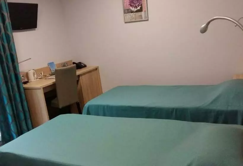 Hotelli Les Balcons Du Velay