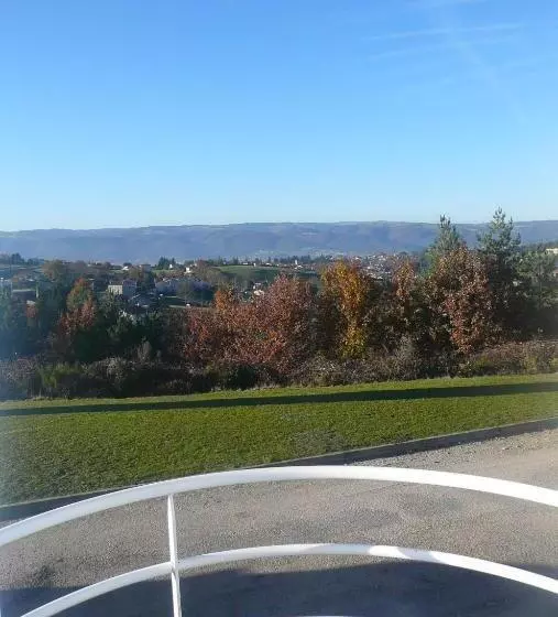 Hotelli Les Balcons Du Velay
