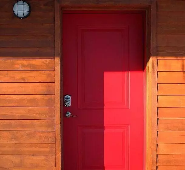 Motelli Tahquamenon Suites Lodging