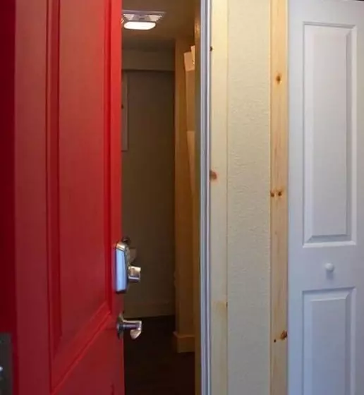 Motelli Tahquamenon Suites Lodging