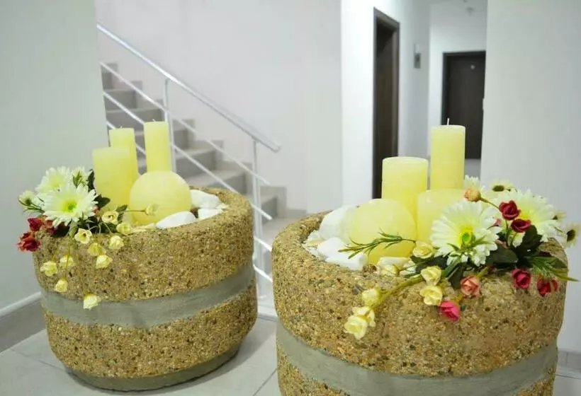 ペンション Deltix Apartments