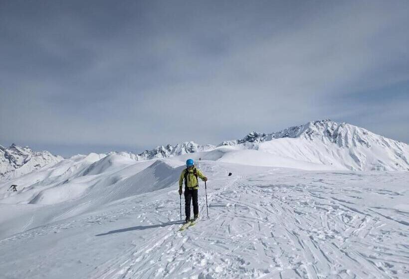 پانسیون Mshvidoba