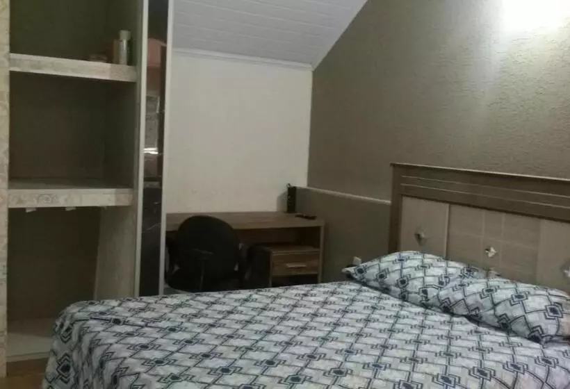 ペンション Pousada Chalé Morada