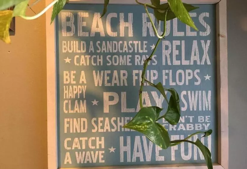 Westhampton Seabreeze Motel