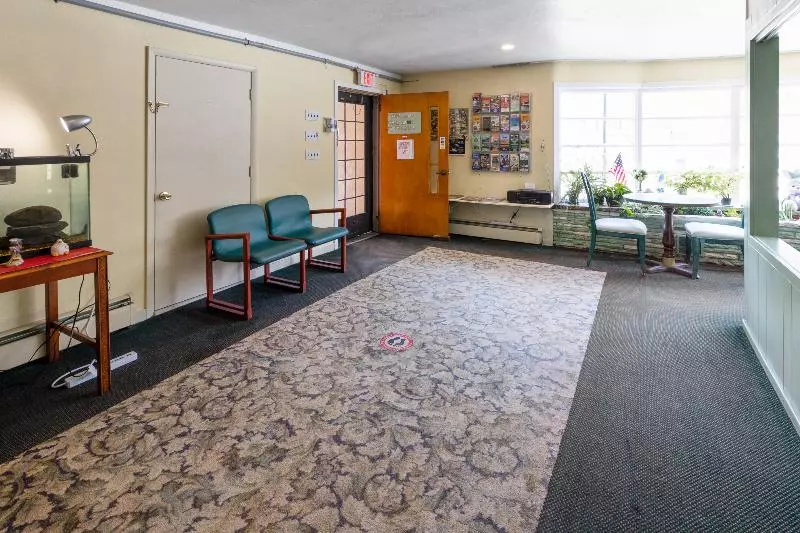 Retkeilymaja Oyo Hotel Buena Vista Delhi