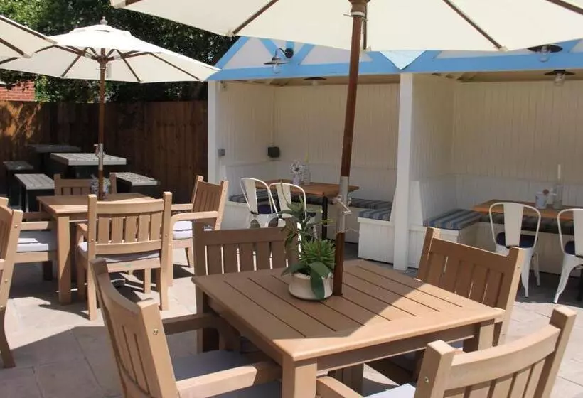 ユースホステル The Station