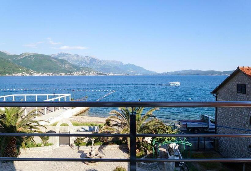 Apart Hotel Apple Cat Montenegro Ko Bijela