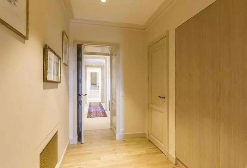 Aamiaismajoitus (B&B) Chambres D Hotes De Chateau Renon