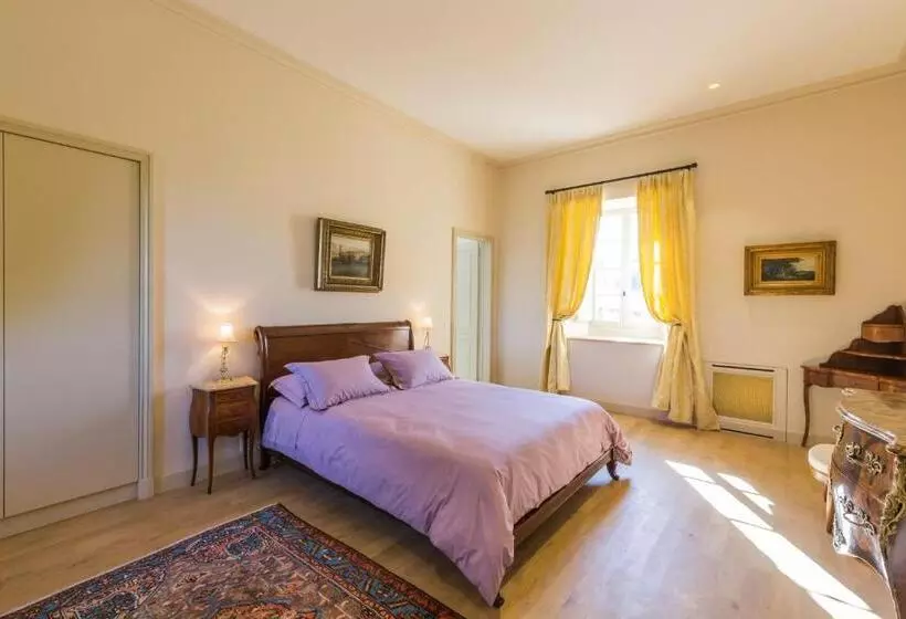 Aamiaismajoitus (B&B) Chambres D Hotes De Chateau Renon