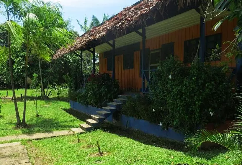 Hotelli Eware Refugio Amazonico