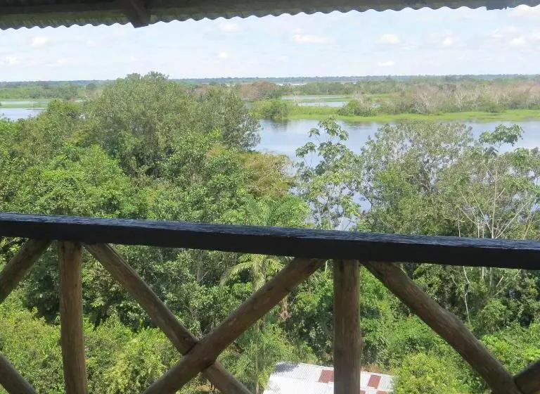 Hotelli Eware Refugio Amazonico