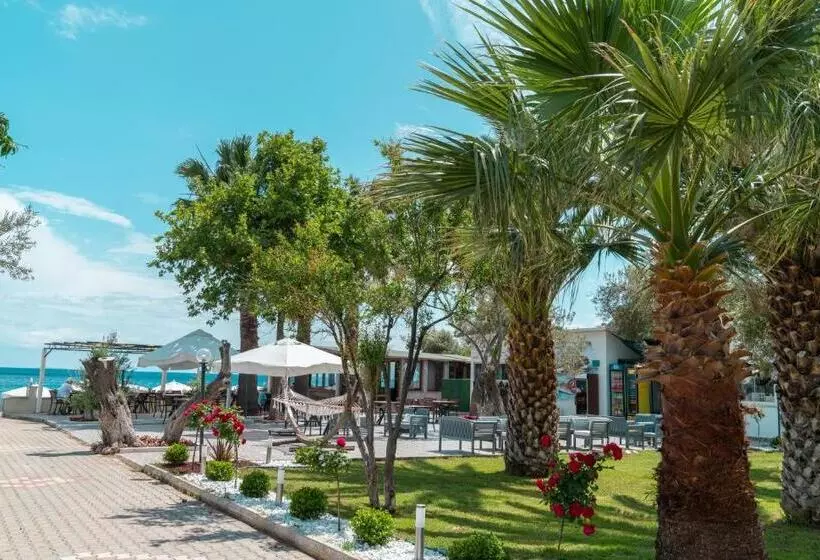 ホテル Kayalar Blue Beach