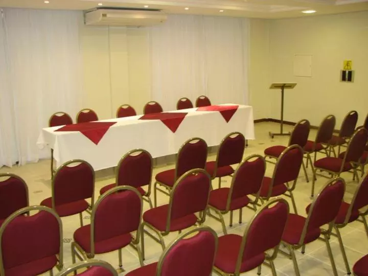 ホテル Recanto Do Imperador