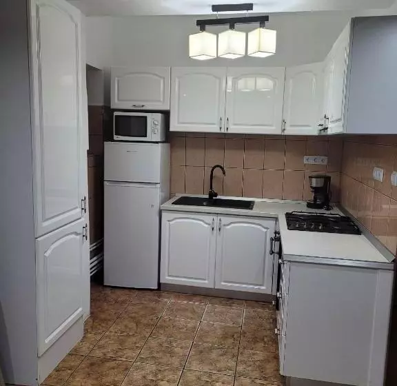 Majatalo Casa Floare De Colt