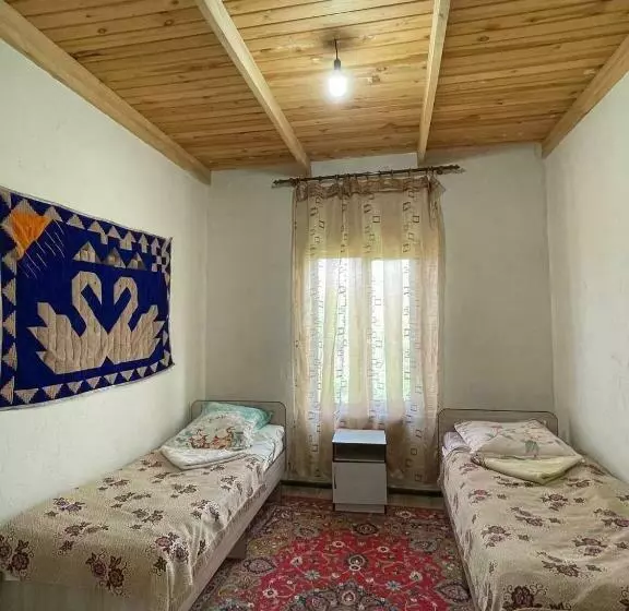 پانسیون Guest House Guljan