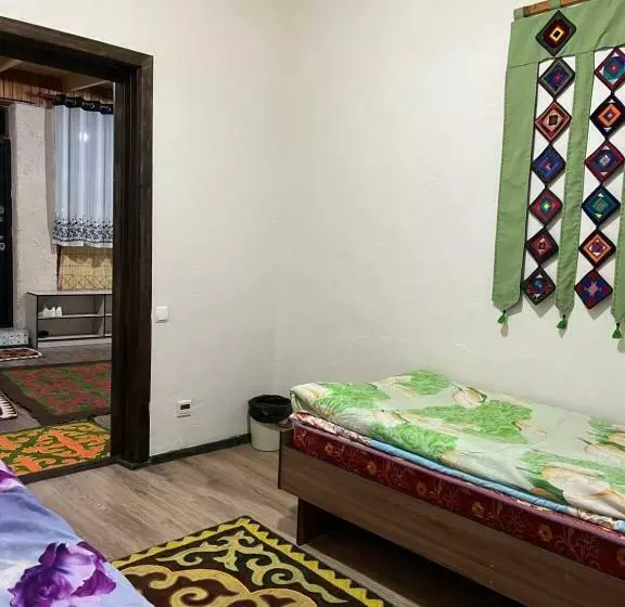 پانسیون Guest House Guljan