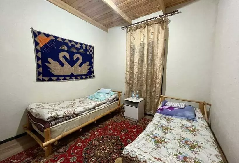 پانسیون Guest House Guljan
