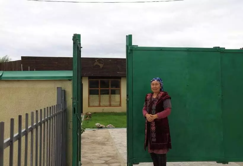 پانسیون Guest House Guljan