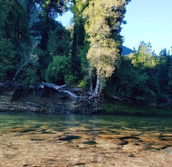 פנסיון La Frontera Bed & Breakfast, Valle Cochamó