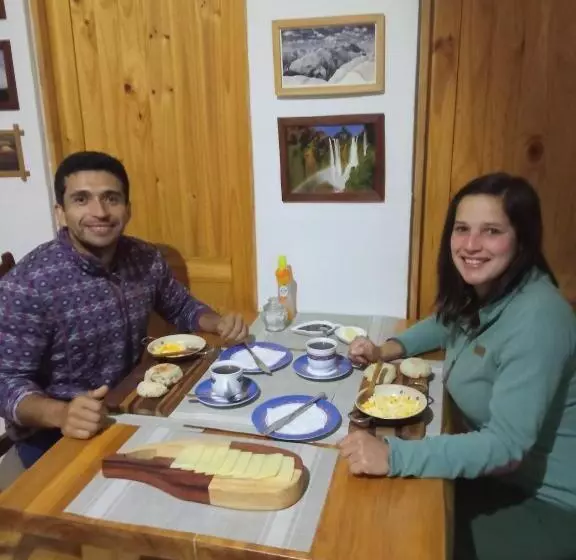 ペンション La Frontera Bed & Breakfast, Valle Cochamó