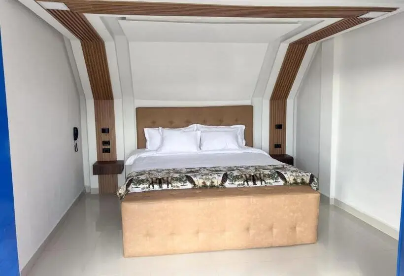 ホテル Mahawi Resort