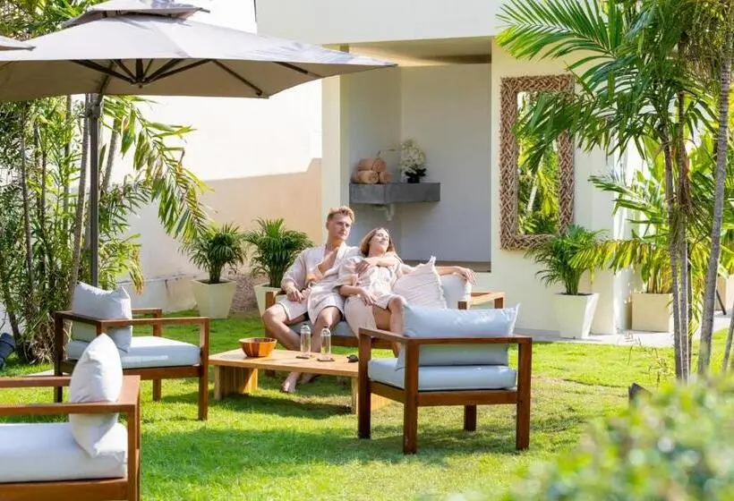 ホテル Zaya Beach Club & Resort