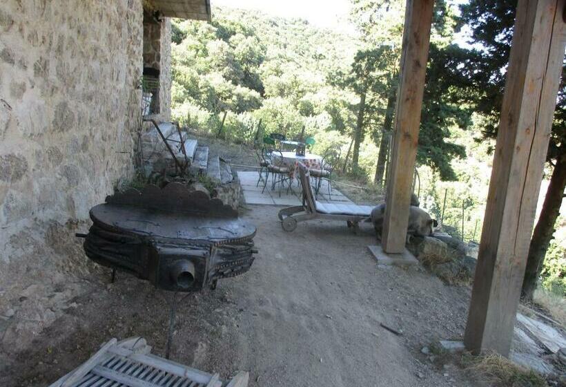 تختخواب و صبحانه Ferme Des Combettes