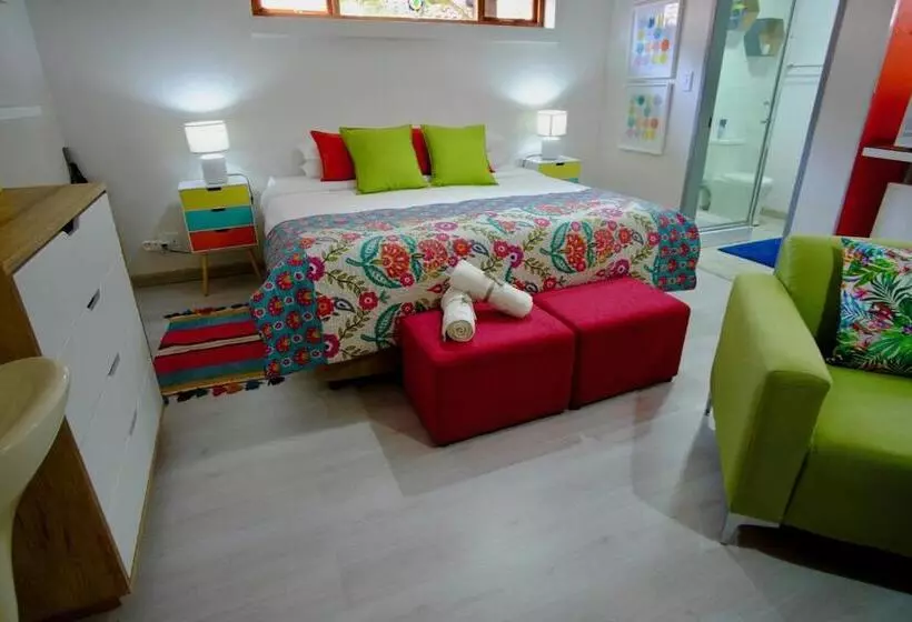 ベッドアンドブレックファースト Milly S Touch Studios