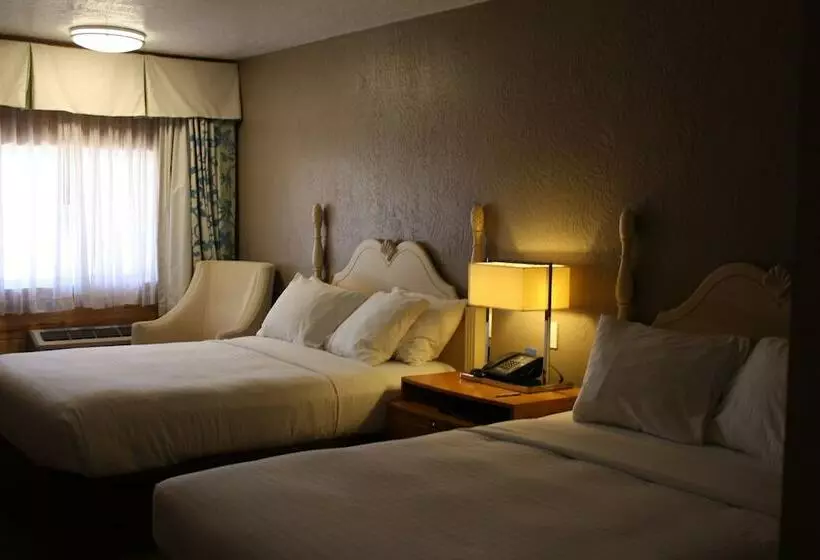 Hotelli Hat Rock Inn