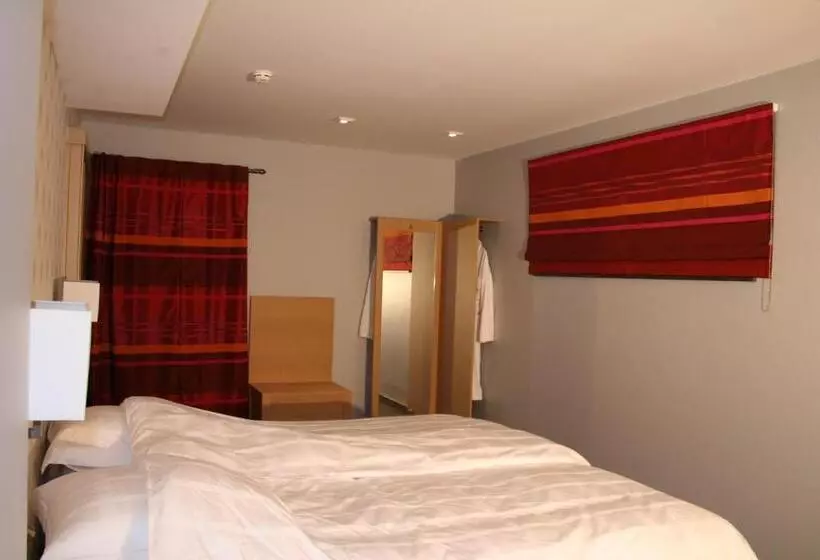 Hotelli L'ami Du Chambertin