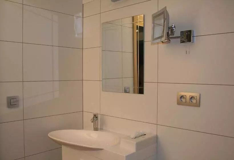 Hotelli L'ami Du Chambertin